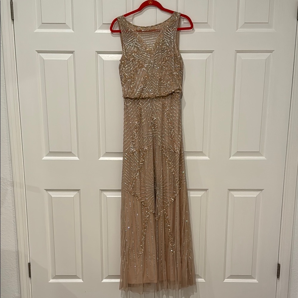 Aidan Mattox Blush Silver Sequin Embellished Gown Dress Size 4 - Picture 2 of 4